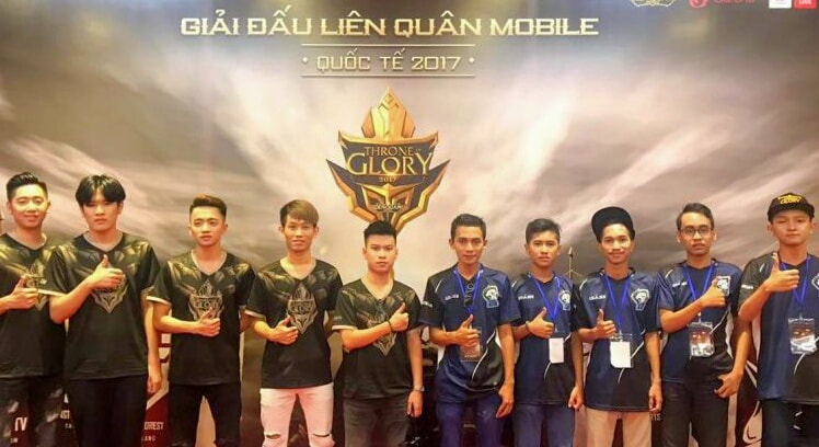 Mobile Arena Throne of Glory