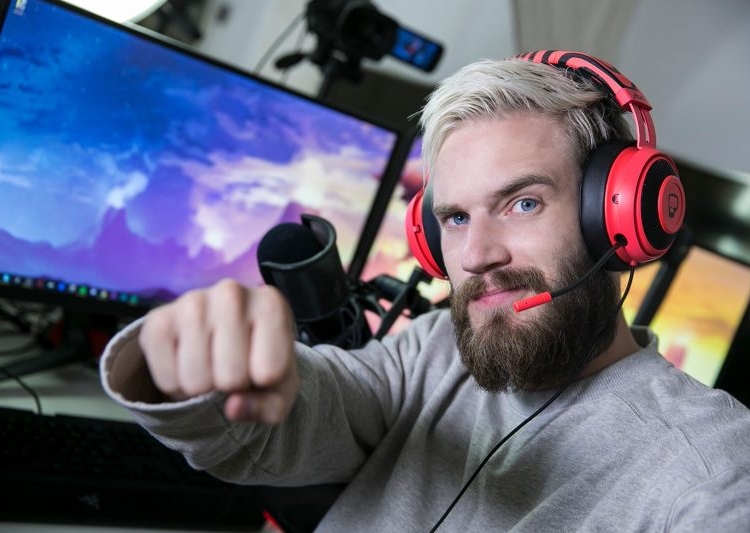 Bantu pewdiepie, seorang hacker berhasil meretas puluhan ribu smart tv! 1 Bantu pewdiepie, seorang hacker berhasil meretas puluhan ribu smart tv! Gamedam