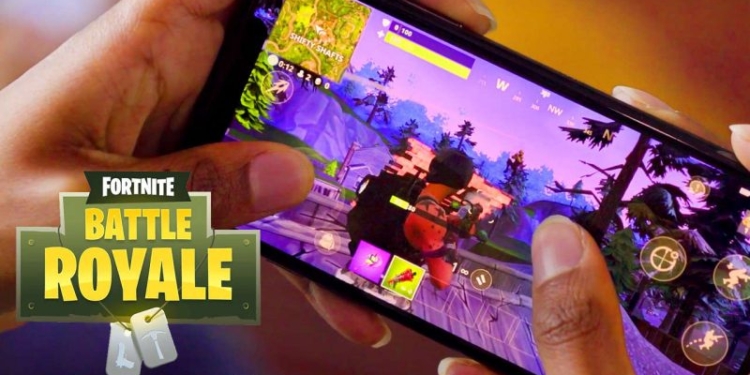 Dalam sehari, fortnite mobile sukses raih keuntungan 21 miliar rupiah! Gamedaim