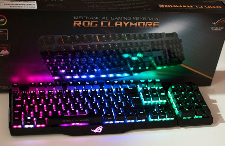 10 Rekomendasi Keyboard Gaming Terbaik, Keistimewaan Bukan Main! Asus ROG Claymore