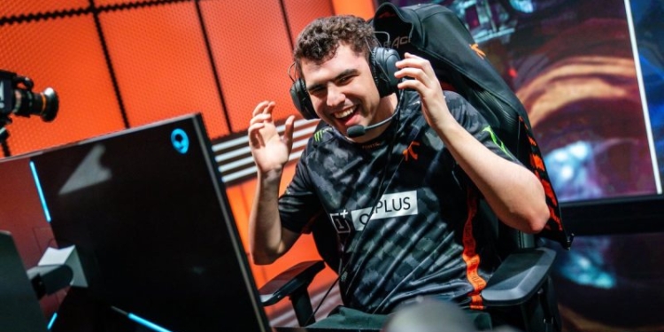 Kalahkan splyce, fnatic berhasil melaju ke semi final lec spring 2019! Gamedaim