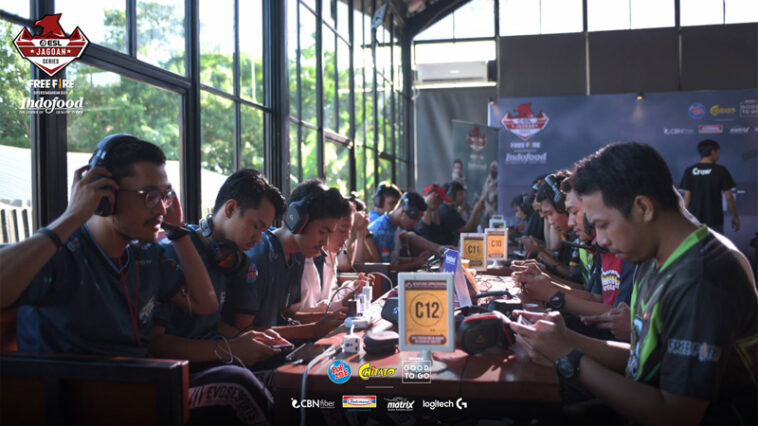12 Tim Free Fire Siap Rebut Juara Di Grand Final ESL Jagoan Series!