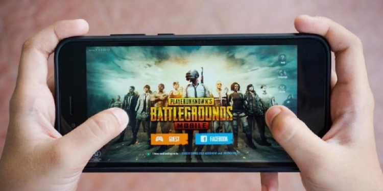 Beginilah cara menembak menggunakan tombol volume di pubg mobile! Gamedaim