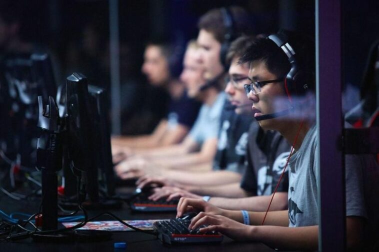 Eternal Envy Jadi Pemain Pro Dota 2 Pertama Yang Mendapatkan Hukuman Ban 6 Bulan! Gamedaim