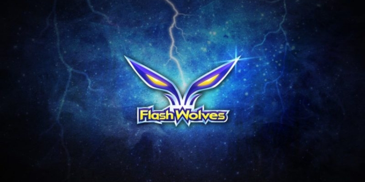 Flash wolves