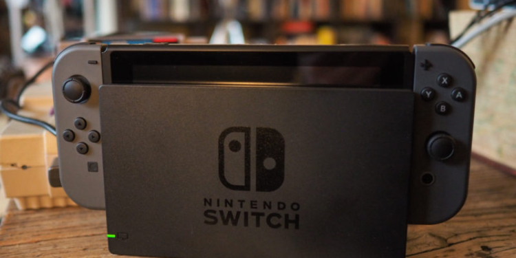 Nintendo switch terjual 4 juta unit dalam waktu 1 bulan saja! Gamedaim