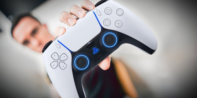 Bocoran controller playstation 5, miliki ukuran lebih besar dari sebelumnya!