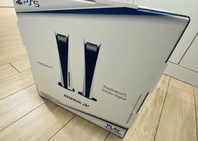 Playstation 5 box