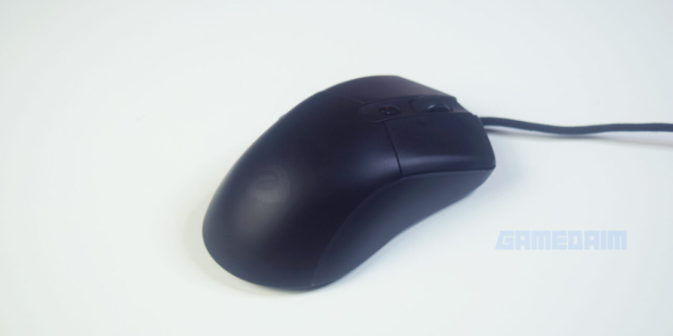 Dareu a960 alpha mouse norgb closeup side 1 gamedaim review