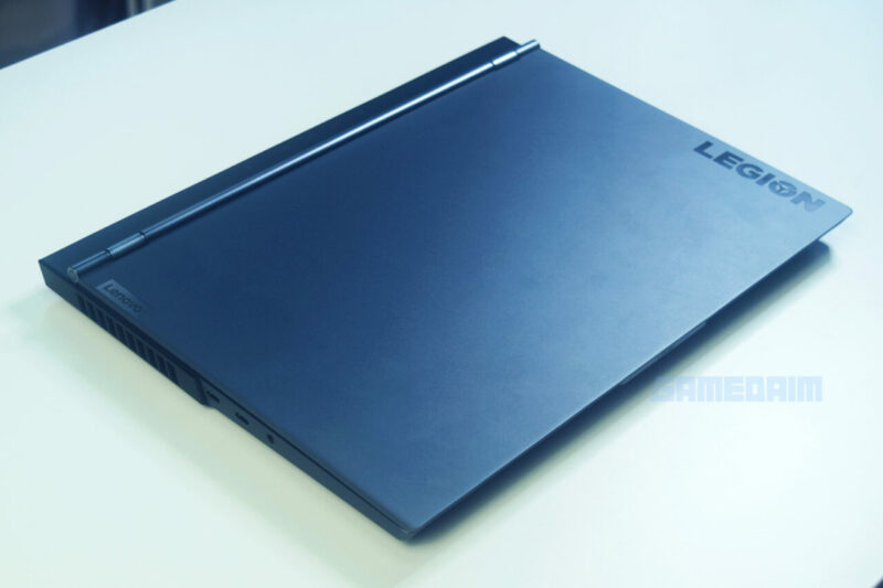 Lenovo legion 7i laptop side view 2 gamedaim review