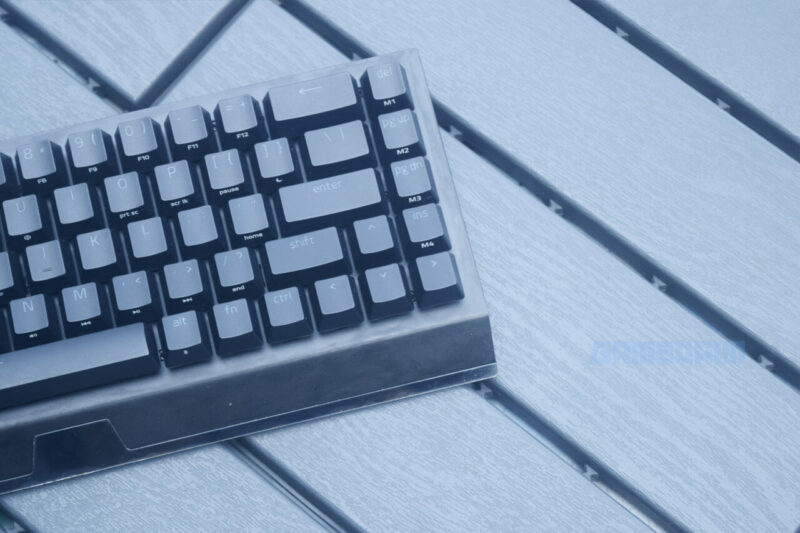 Razer blackwidowv3 mini hyperspeed keycaps outdoor gamedaim review