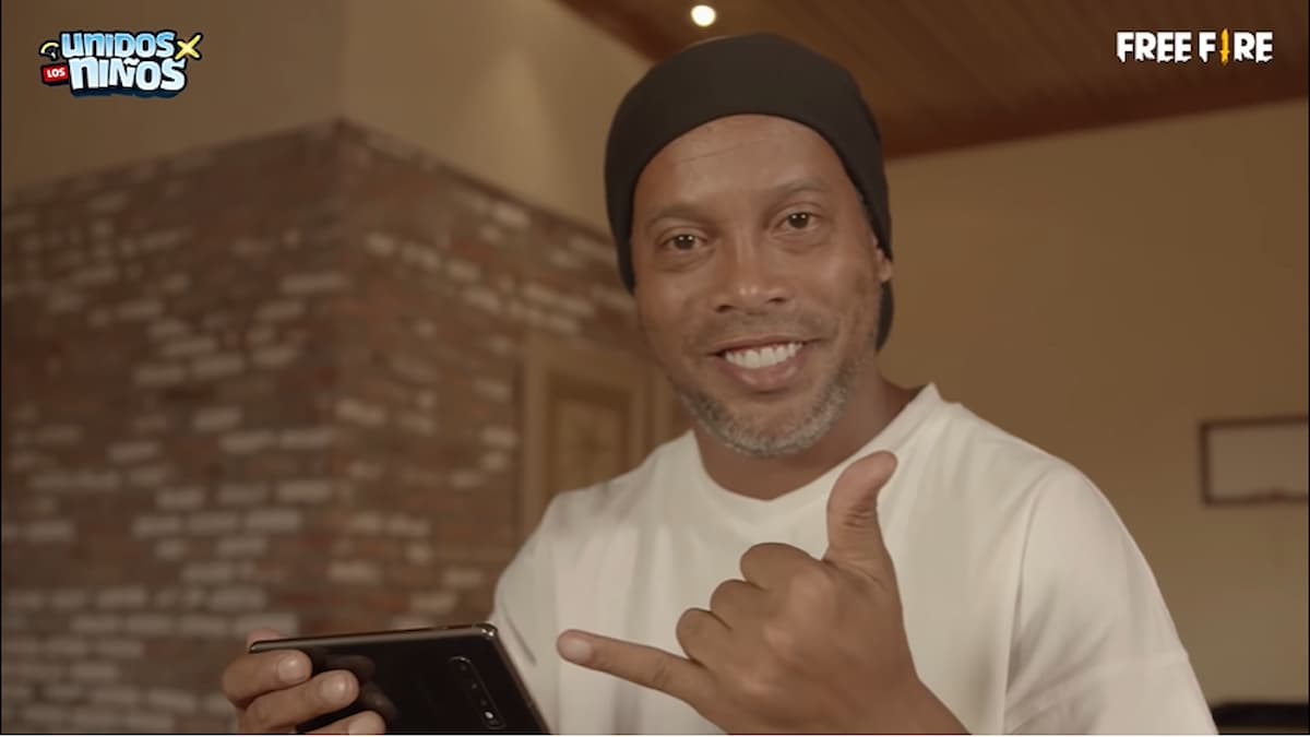 Bintang Sepakbola Brazil, Ronaldinho Bentuk Tim Esports Free Fire