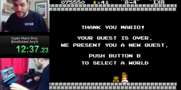 Gokil! Speedrunner tamatkan super mario bross dalam 11 menit dengan mata tertutup