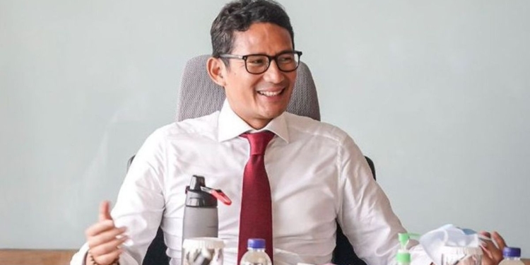 Sandiaga uno setuju dengan fatwa universitas al azhar untuk blokir game fortnite