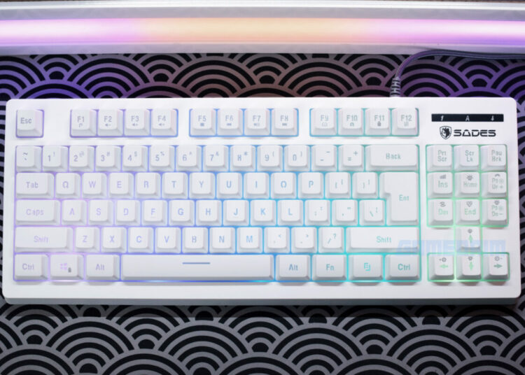 Review sades sabre: membrane bulky dan miring 1 Sades sabre flatlay gamedaim review