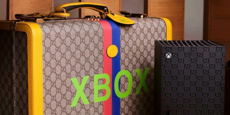 Gucci kolaborasi dengan xbox, lahirkan konsol 142 juta rupiah | gucci