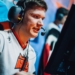 Pro player cs:go, s1mple donasi 474 juta rupiah untuk korban ukraina | valve