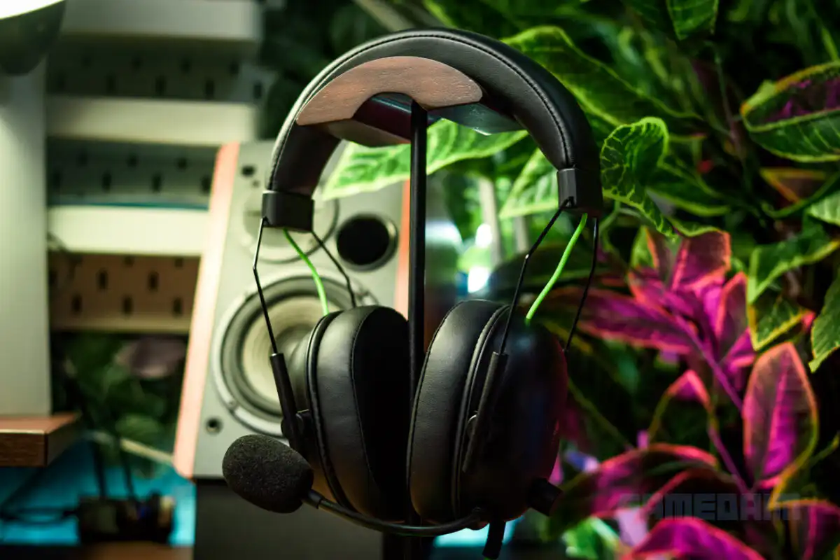 Review Razer BlackShark V2 X: Layaknya Seorang Pilot yang Bermain Gim