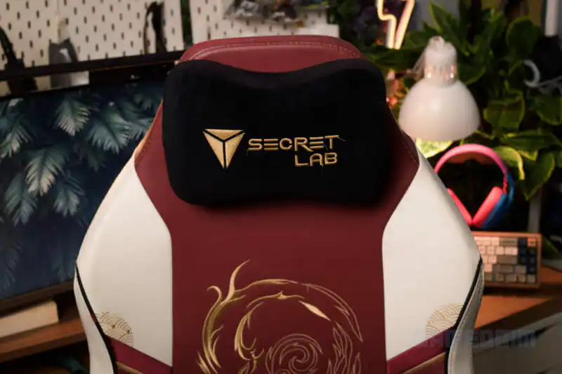 Secretlab Leather Wipes Gamedaim Review 07
