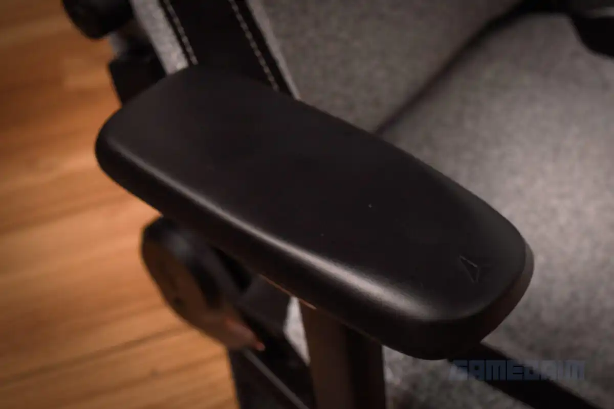 Review Secretlab TITAN Evo 2022 SoftWeave Plus® Cookies & Cream: Permukaan Kasar Berikan Kenyamanan Teranyar 23 Secretlab Titan Evo 2022 Softweave Cookies And Cream Regular Gamedaim Review 43