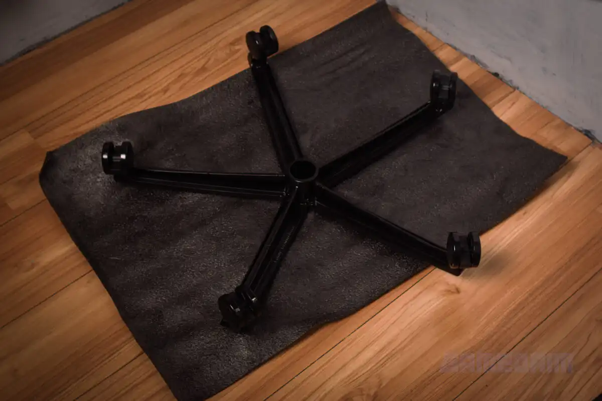 Review Secretlab TITAN Evo 2022 SoftWeave Plus® Cookies & Cream: Permukaan Kasar Berikan Kenyamanan Teranyar 11 Secretlab Titan Evo 2022 Softweave Cookies And Cream Regular Gamedaim Review 54