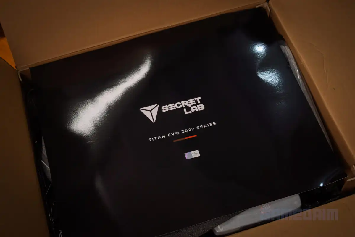 Review Secretlab TITAN Evo 2022 SoftWeave Plus® Cookies & Cream: Permukaan Kasar Berikan Kenyamanan Teranyar 6 Secretlab Titan Evo 2022 Softweave Cookies And Cream Regular Gamedaim Review 60