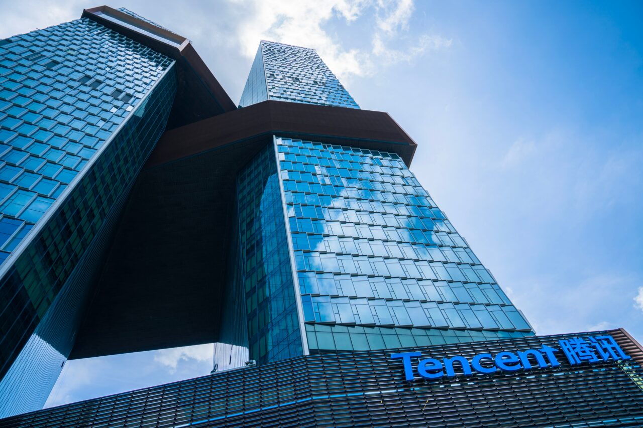 Cina Akan Ambil Saham di Tencent