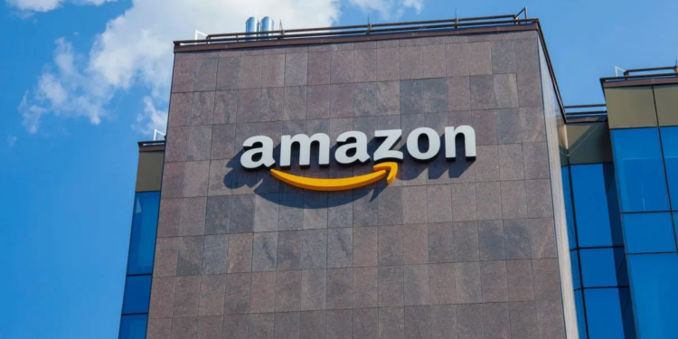 Amazon phk lebih dari 100 karyawan