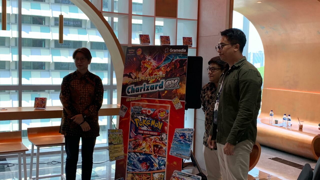 AKG Entertainment Luncurkan Booster Pack “Kilau Hitam”
