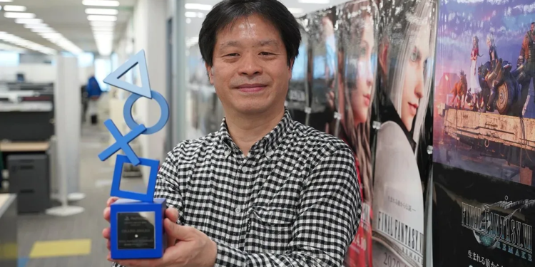 Yoshinori kitase jelaskan alasan dirinya tidak tinggalkan square enix