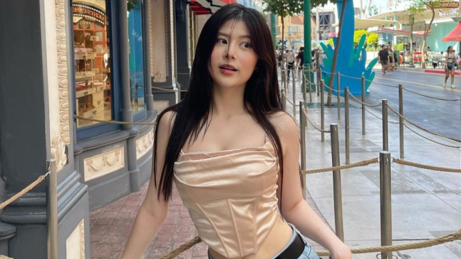Profil Dan Biodata Lydia 