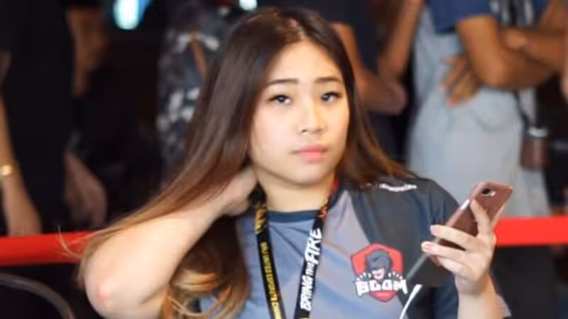 Profil dan Biodata Winda Earl: Tanker Berbakat dan Cantik 5 Profil Dan Biodata Winda Earl