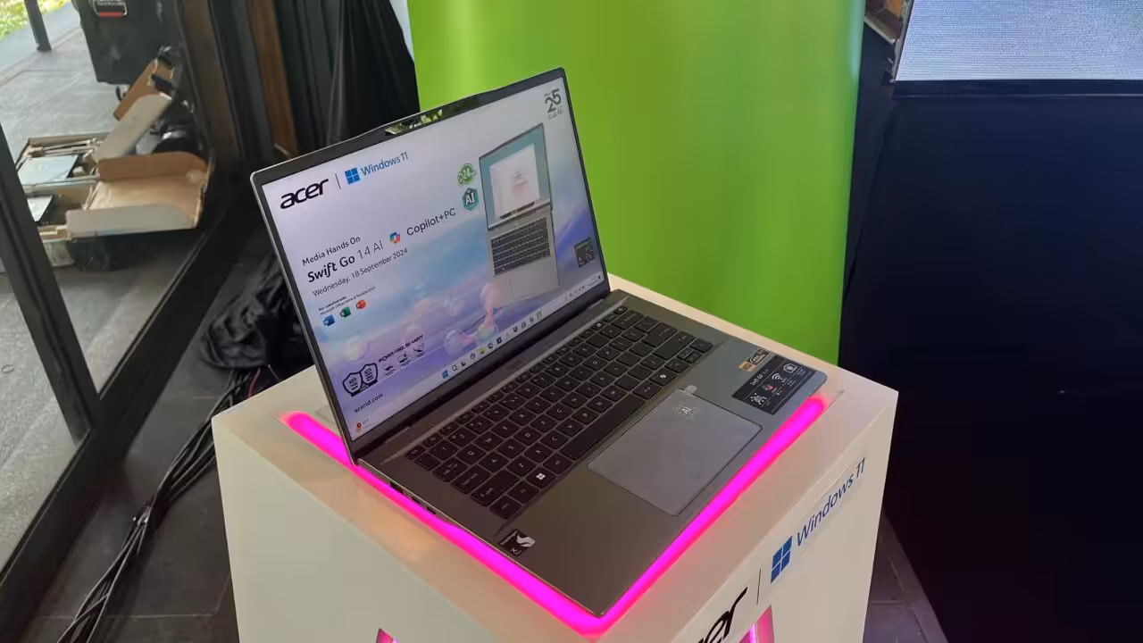 Acer Swift Go 14 AI Diperkenalkan, Usung Prosesor Qualcomm Snapdragon X Plus 3 Acer Swift Go 14 AI Diperkenalkan, Usung Prosesor Qualcomm Snapdragon X Plus