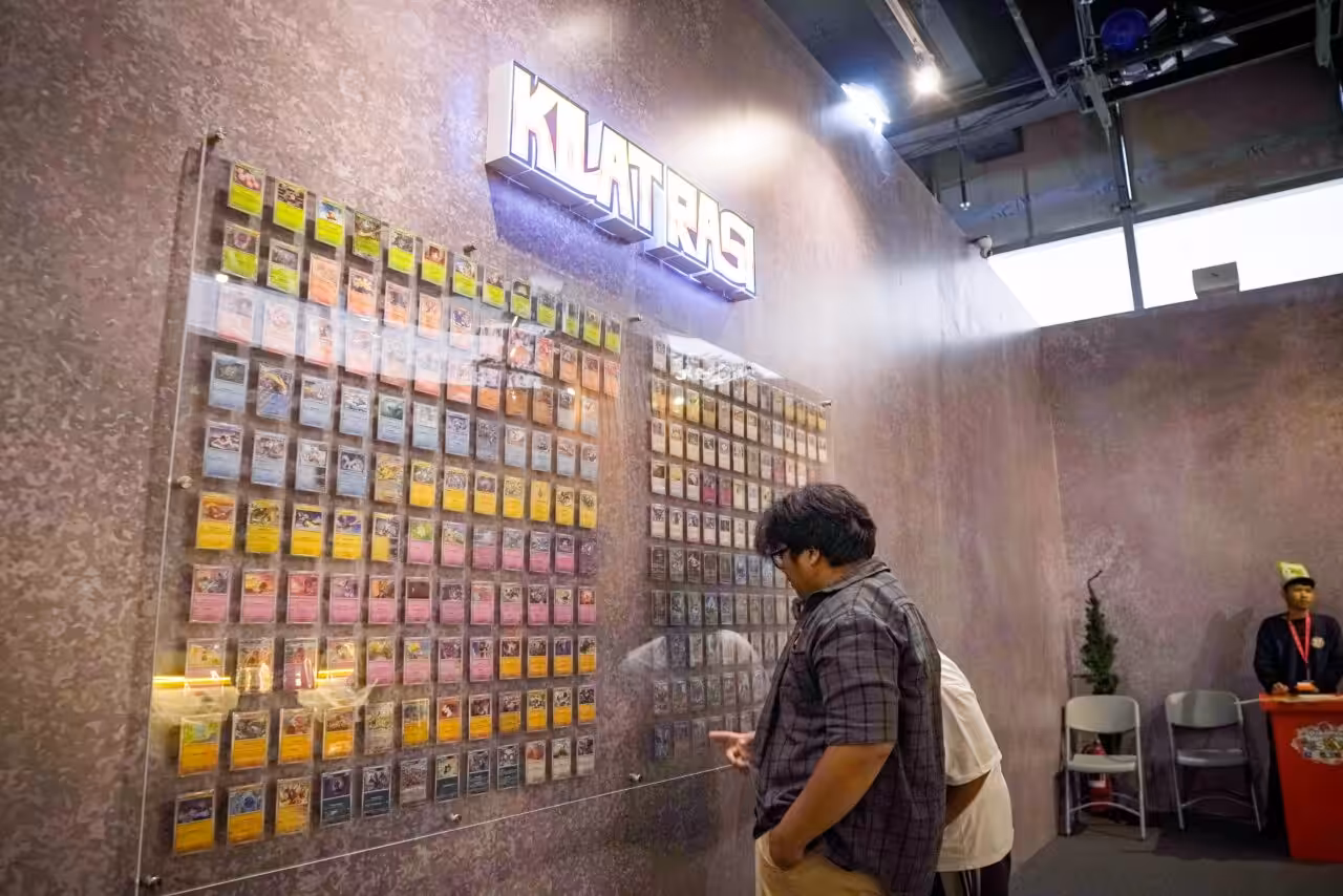 AKG Entertainment Pamerkan Ratusan Kartu Pokemon di Pokemon TCG Indonesia Exhibition 9 AKG Entertainment Pamerkan Ratusan Kartu Pokemon di Pokemon TCG Indonesia Exhibition