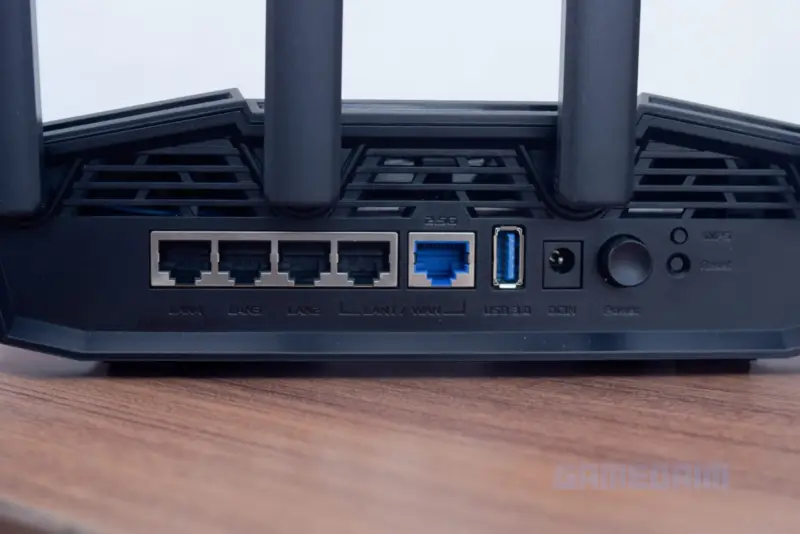 Review ASUS TUF BE3600: Router Kencang dengan Fitur Pintar untuk Semua Pengguna 9 Asus Tuf Gaming Be3600 Gamedaim Review 09
