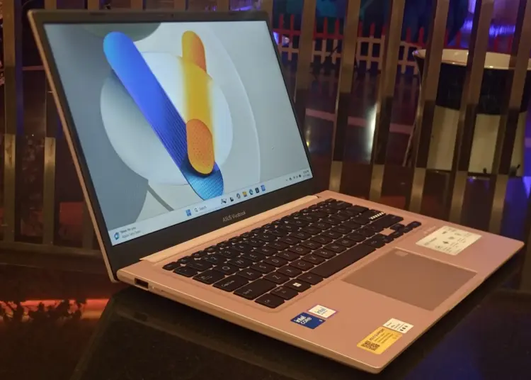 Asus vivobook 14 a1404vap 5