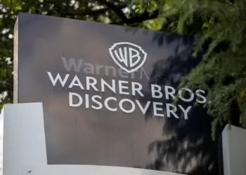 Hiroki totoki sony tidak tertarik mengakuisisi warner bros. Discovery