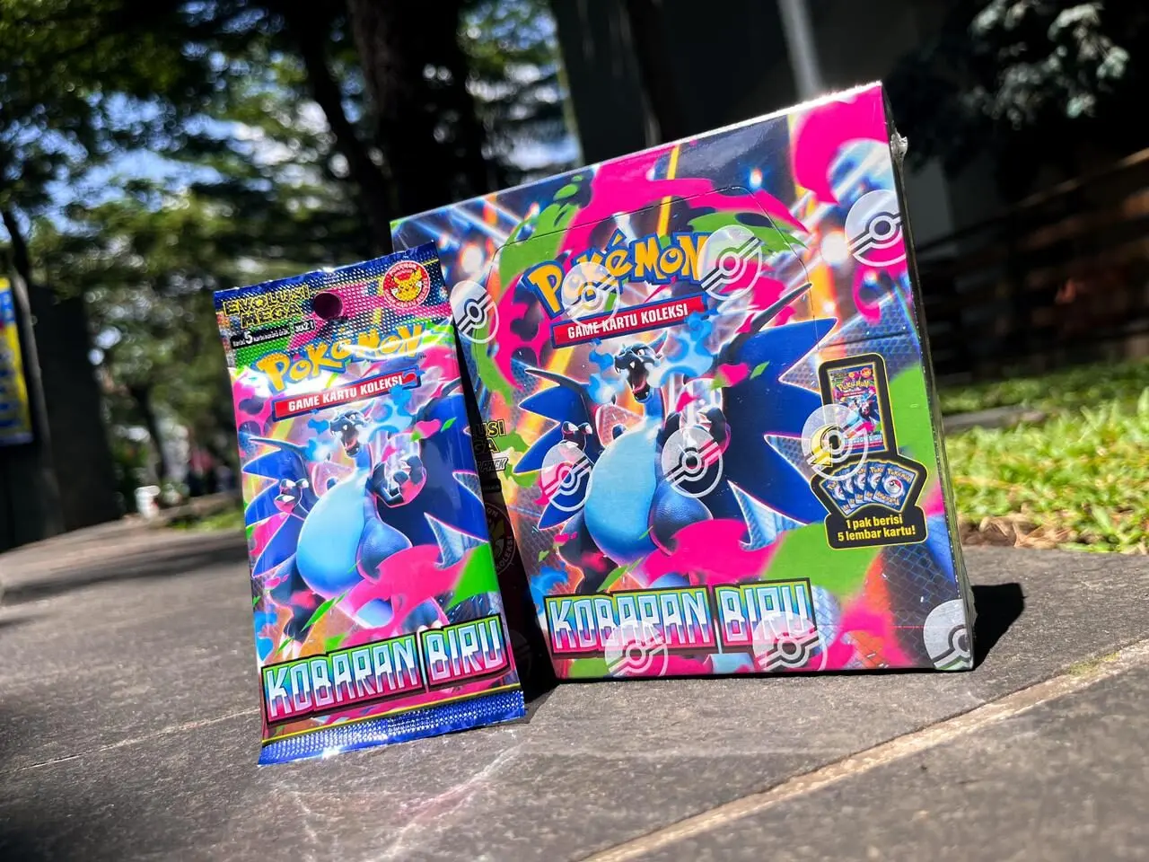 AKG Entertainment Luncurkan Ekspansi Pokémon “Kobaran Biru” untuk Penggemar dan Pemain 4 AKG Entertainment Luncurkan Ekspansi Pokémon “Kobaran Biru” untuk Penggemar dan Pemain