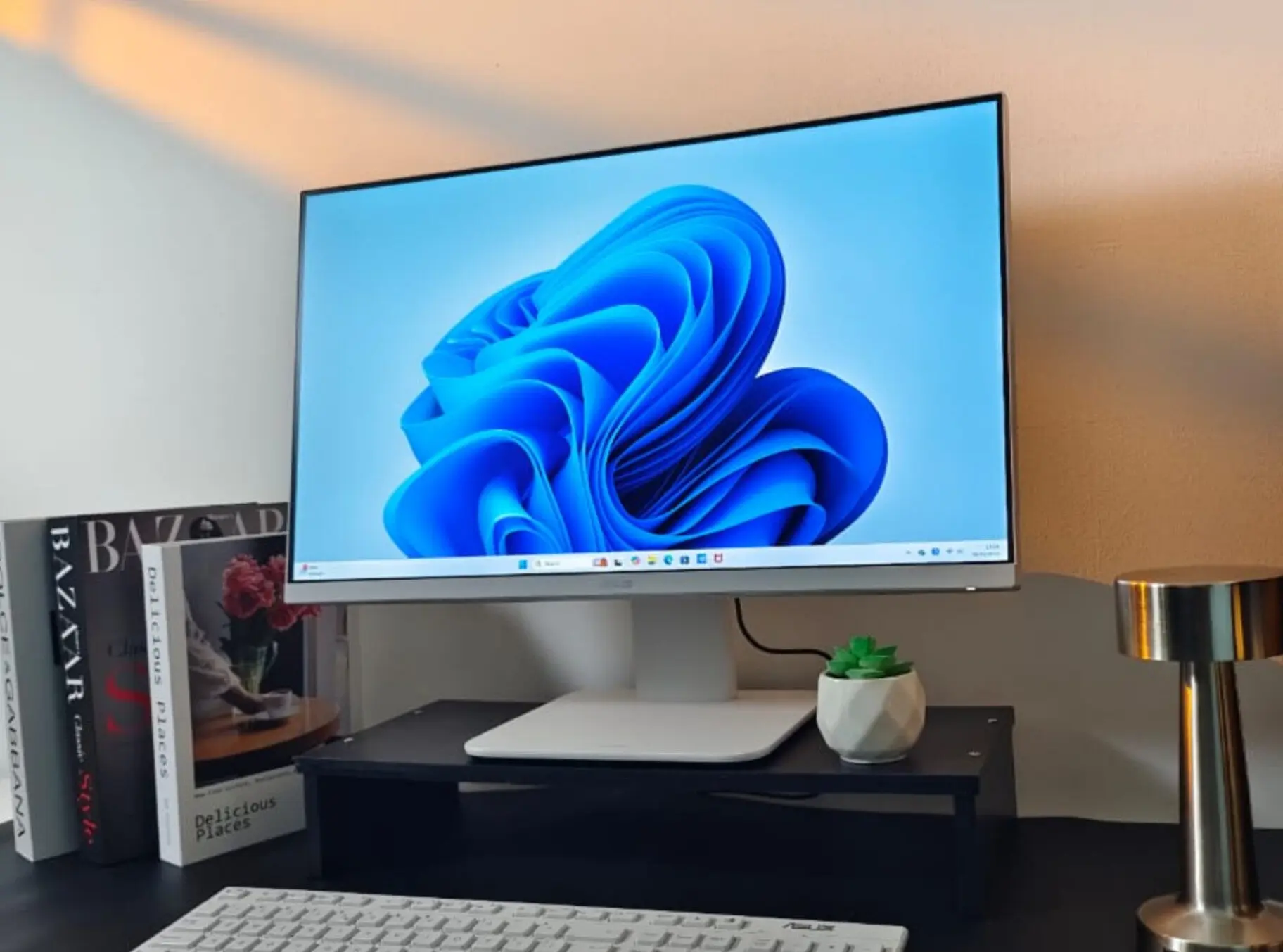 ASUS AiO V440VA: Ringkas, Elegan, dan Bertenaga untuk Produktivitas Harian 11 ASUS AiO V440VA: Ringkas, Elegan, dan Bertenaga untuk Produktivitas Harian