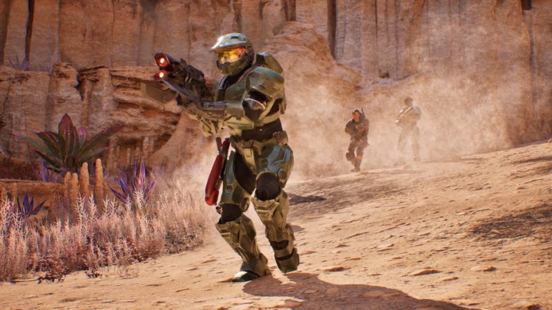 Dua pemain bermain Halo Campaign Evolved secara split screen di PS5