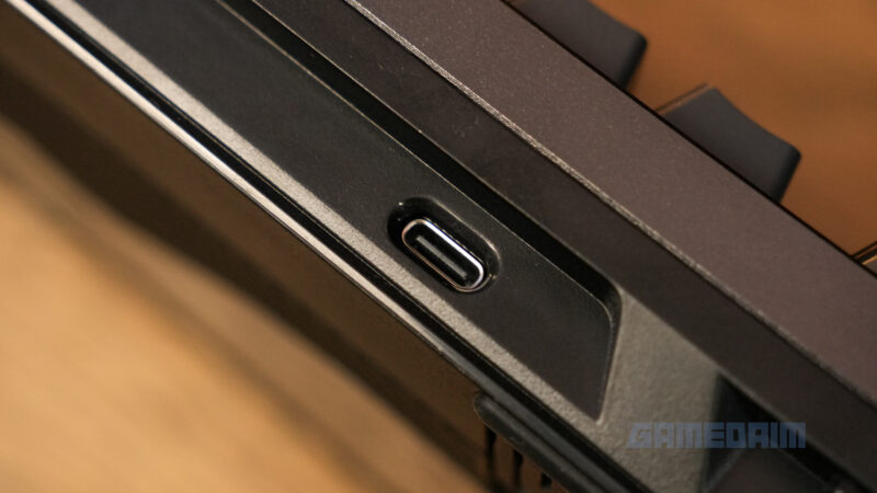 Review ASUS ROG Azoth 96 HE: Keyboard Premium yang Mudah Dikustomisasi 28 Gambar ASUS ROG Azoth 96 HE Gamedaim yang menampilkan keyboard gaming canggih