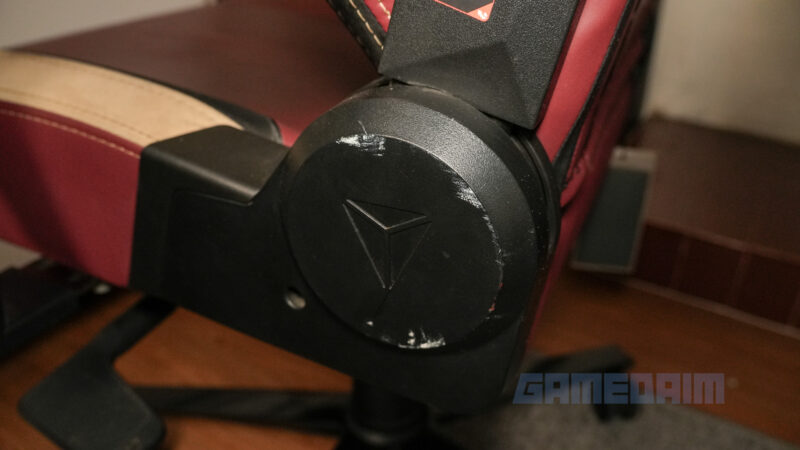 Pengalaman Secretlab TITAN Evo (Harry Potter Edition) Setelah 3 Tahun Pemakaian 17 Gamer duduk di kursi Secretlab TITAN Evo 3 selama tiga tahun